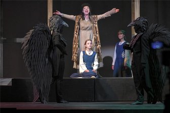 Freiberg: Die Päpstin hält in Nikolaikirche Einzug - Das Musical „Die Päpstin“, hier eine Aufnahme von der Probe am Mittwochabend, hat am Samstag Premiere in Freiberg.