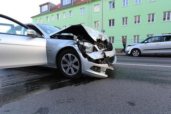 Freiberg: Drei Verletzte bei Unfall auf B 173 -
