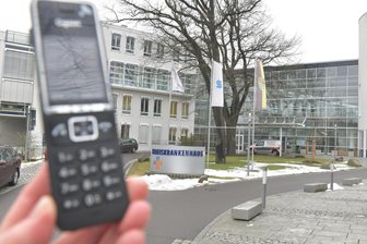 Freiberg: Kosten für TV, Telefon und W-LAN in Kliniken der Region im Vergleich - Das Kreiskrankenhaus Freiberg bittet Patienten zur Kasse, die am Krankenbett Festnetztelefon, W-Lan und Fernsehen nutzen wollen.