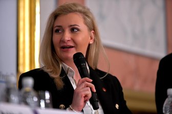 Freiberg: Kreiswahlausschuss bestätigt Wahlsieg der AfD-Direktkandidatin bei der Bundestagswahl 2025 - Carolin Bachmann (AfD) hat bei der Bundestagswahl 2025 im Wahlkreis 160 die meisten Erststimmen errungen.