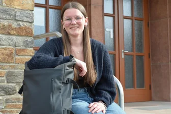 Freiberg: Mit Realschulabschluss in zwei Jahren zur Hochschulreife – Luise will Lehrerin werden - Das Berufsschulzentrum „Julius Weisbach“ Freiberg hat ein neues Angebot: Realschülerin Luise Fuchs lernt in der „KomZuMint-Klasse“ und will in zwei Jahren ihr Fachabi erwerben.