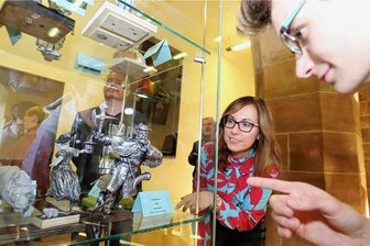 Freiberg: Neue Erlebniswege ab September offen - Die Vorlagen der Skulpturen des Silberstadtweges waren im Herbst im Rathaus zu sehen.