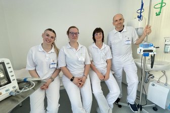Freiberg: Neue Praxis für Magen-Darm-Erkrankungen eröffnet - Das Praxisteam (v. l. n. r.) Jasmin Arnold, Sarah Andrä, Dörte Plate und Andreas Kwak.