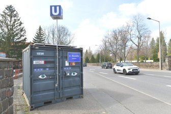 Freiberg: Nun doch eine U-Bahn? - Das Kunstprojekt „U-Bahn“ an der Dresdner Straße in Freiberg sorgte am Donnerstag für Aufsehen.