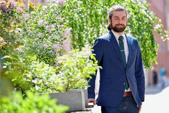 Freiberg: Satzung soll mehr Bürgerbeteiligung ermöglichen - Grünen-Stadtrat Johannes Brink möchte eine Bürgerbeteiligungssatzung in Freiberg.