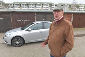 Freiberg: Stadtrat entscheidet über Zukunft von fast 3300 Garagen - Frank Hegewald hat seit elf Jahren eine Garage am Platz der Einheit in Freiberg. „Wir haben uns in der Nachbarschaft ausgetauscht, keiner weiß, wie es hier weitergeht. Werden die Verträge verlängert, wird die Pacht erhöht?“