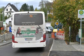 Freiberg: Verkehr rollt wieder über Kleinwaltersdorfer Brücke - Die Brücke in Kleinwaltersdorf ist wieder für den Fahrzeugverkehr freigegeben.
