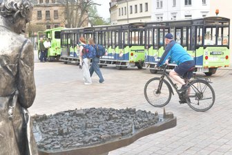 Freiberg: Warum die Silberstadtbahn schon wieder außer Betrieb ist - Die Silberstadtbahn fuhr zunächst wieder durch Freiberg. Doch jetzt ist sie wieder außer Betrieb.