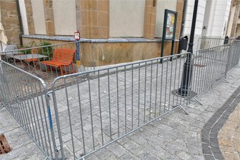 Freiberg: Warum ein Areal auf dem Buttermarkt abgesperrt ist - Ein Areal auf dem Buttermarkt in Freiberg ist abgesperrt. Und das hat einen Grund.