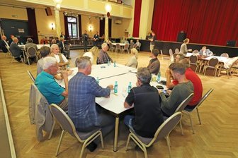 Freiberger blicken nach vorn: Bürgerdialog und Vortrag analysieren Pandemie - 
