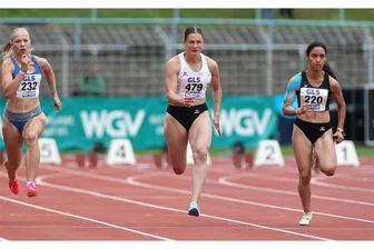 Freiberger Leichtathletin darf bei Deutscher Meisterschaft starten - Bei den Deutschen Meisterschaften der U 23 in Göttingen war Pauline Winkler (M.) im Vorjahr zweimal ins Finale gesprintet. Am Wochenende startet die 23-Jährige vom TVL Freiberg nun bei den Titelkämpfen der Elite.