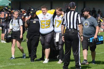Freibergs Footballer erneut kalt erwischt: 0 Punkte und ein verletzter Spieler - Weiterer Rückschlag für die Phantoms: Johannes Nuglisch musste beim 0:35 in Treuen verletzt vom Feld.
