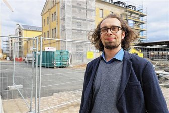 Freibergs neuer Baubürgermeister hat ein Notizbuch voller neuer Ideen - Martin Seltmann ist seit April der neue Freiberger Bürgermeister für Stadtentwicklung und Bauwesen. Das größte Projekt: Das Bahnhofsgebäude.