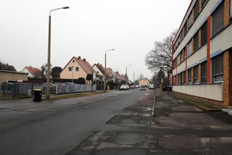 Freie Fahrt für freie Bürger? Wie der Verkehr auf der Zuger Straße in Freiberg einmal fließen soll - Die Zuger Straße in Freiberg wird saniert. Wie sie danach aussehen soll, darüber gab es im Stadtrat unterschiedliche Auffassungen.