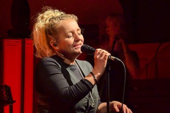 „Freie Presse“ verlost Freikarten für Schokoladenkonzert in Bad Elster - Christina Rommel kommt am Sonntag zum Schokoladenkonzert nach Bad Elster.
