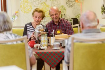 Geborgen durch den Tag mit den Seniorenheimen Freiberg -