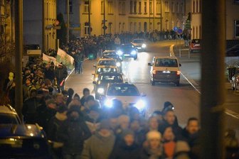 "Freie Sachsen" versuchen, in Freiberg Einfluss zu gewinnen - Zu Jahresbeginn waren bei den nicht angemeldeten "Montagsspaziergängen" bis zu etwa 3000 Menschen in Freiberg dabei. 