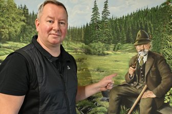 Freilichtbühne Kirchberg: Borberghaus-Wirt plant Open-Air-Geburtstagsfeier für Erzgebirgsdichter Anton Günther - Ulf Pörnig, Wirt vom Anton-Günther-Berghaus auf dem Borberg, will am 5. Juni eine Geburtstagsfeier zum 150. Geburstag von Anton Günther auf der Freilichtbühne Kirchberg ausrichten.