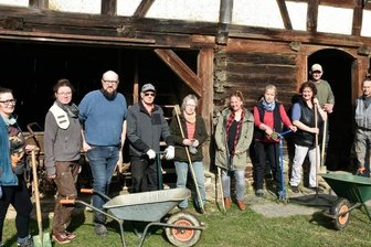 Freilichtmuseum feiert Museumstag - Mitarbeiter aus beiden Museumsstandorten bereiten das Wochenende vor. Von links: Kristina Jahn, Susann Weller, Steffen Retzlaff, Uli Nowatzki, Ina Skerswetat, Franziska Waldmann, Margit Forkel, Michaela Zenker, Norman Schöbel und Rico Kuharsky. 
