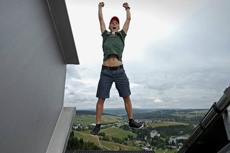 Frenzel & Freitag als Zugpferde und die Damen erstmals dabei - Olympiasieger Eric Frenzel freut sich immer auf sein Heimspiel am Fichtelberg im August.