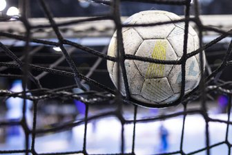 Freude am Rand von Chemnitz: Lang ersehnter Sporthallen-Neubau soll im Frühjahr beginnen - Auch für die Handballer in Grüna sollen sich die Bedingungen deutlich verbessern.