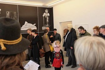 Freunde aktueller Kunst Zwickau: Mit 25 Jahren im besten Sturm- und Drang-Alter - Kurz vor Beginn der Matinee wurde es schon eng bei den Freunden aktueller Kunst in Zwickau. Die gibt es inzwischen seit genau 25 Jahren. 