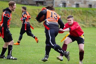 Freundschaftsspiel der besonderen Art verbindet zwei Sportarten -