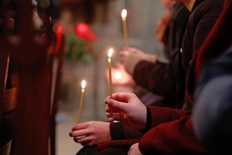 Friedenslicht aus Bethlehem wird nach Plauen gebracht - Das Friedenslicht kann jeder weitertragen.