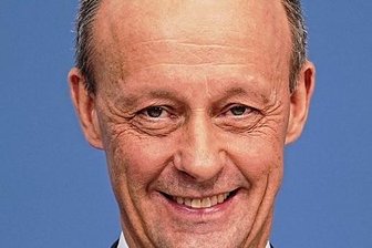 Friedrich Merz regt stufenweise Impfpflicht an - Friedrich Merz - Designierter CDU-Vorsitzender