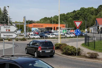 Fristo-Getränkemarkt will in Glauchau noch vor Weihnachten öffnen. - In der Nähe des Kreisverkehrs am Leipziger Platz in Glauchau entsteht ein Getränkemarkt.