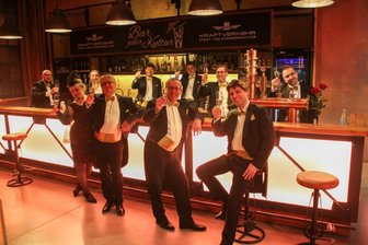 "Frollein Karla" bringt den Swing - Im Atrium des Veranstaltungszentrums Kraftverkehr treten die Musiker vom Orchester "Frollein Karla" im Oktober auf, nachdem das für heute geplante Premierenkonzert verschoben werden musste. In den vergangenen Wochen wurde bereits geprobt.
