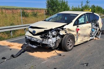 Frontalzusammenstoß nach missglücktem Überholmanöver auf der Westtrasse - 