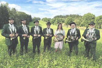 Frühlingskonzert mit den Original Grünhainer Jagdhornbläsern in der Matthäuskirche in Zwickau-Bockwa - Die Grünhainer Jagdhornbläser laden zum Frühlingskonzert ein.