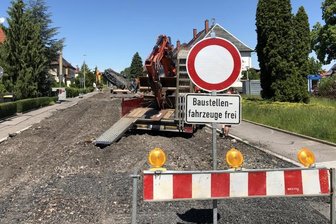 Frühlingsstraße: Freigabe am Freitag - Die Zwickauer Frühlingsstraße zwischen Veilchenweg und Frühlingsstraße 43 wird am Freitagnachmittag wieder für den Verkehr freigegeben.