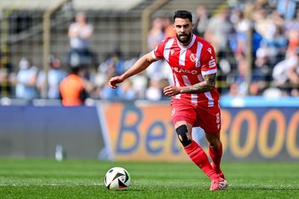 FSV Zwickau bestätigt Interesse an Ex-Drittligaspieler des FC Energie Cottbus - Das Foto zeigt Joshua Putze beim Heimspiel des FC Energie Cottbus im April 2025 gegen den TSV 1860 München.