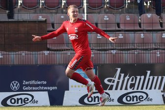 FSV Zwickau: Der dritte Neuzugang soll vom ZFC Meuselwitz kommen - Das Foto vom Februar zeigt Daniel Haubner nach seinem Doppelpack für den ZFC Meuselwitz gegen den BFC Dynamo.