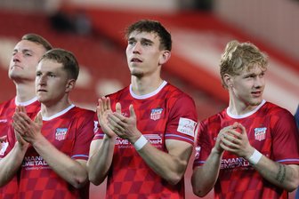 FSV Zwickau: Der Matchwinner will auf den Rathausbalkon - Nach dem 1:0 am Freitag gegen den BFC Preussen wollen Lennert Möbius (Zweiter von rechts) und der FSV Zwickau auch im Pokal feiern.