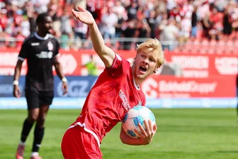 FSV Zwickau: Dritter Abgang perfekt – Holstein Kiel leiht Luca Prasse zum SV Meppen aus - Tschüss Zwickau: Luca Prasse wechselt zum SV Meppen in die 3. Liga.
