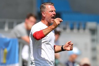 FSV Zwickau gegen VFC Plauen: Was vor dem Derby die beiden Trainer sagen - FSV-Trainer Rico Schmitt will mit Zwickau am Dienstagabend den Auswärtssieg vom Derby beim Chemnitzer FC veredeln.