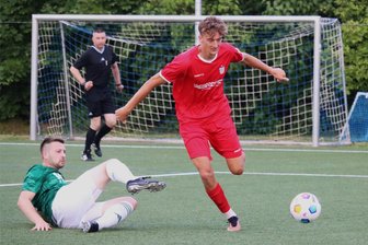 FSV Zwickau macht in Dresden das Dutzend voll - Lukas Eixner traf kurz vor der Halbzeitpause zum 5:0 für den FSV Zwickau beim Testspiel in Dresden-Leuben.