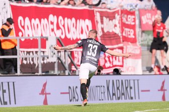 FSV Zwickau mit Stimmungskiller vorm Saisonfinale? „Wir sind alle klar im Kopf!“ - Trotz Niederlage erfreulich: FSV-Stürmer Marc-Philipp „Zimbo“ Zimmermann knipst wieder.