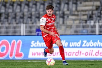 FSV Zwickau schafft Jahresauftakt nach Maß in Luckenwalde - Jahn Herrmann, hier beim Jahresabschluss 2023 bei Carl Zeiss Jena, schoss das einzige Tor des Nachmittags. Er steht nun bei fünf Ligatreffern.
