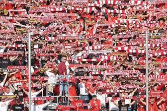 FSV Zwickau: So läuft der Ticketverkauf fürs Pokalfinale gegen Erzgebirge Aue - Die FSV-Fans lechzen nach dem Sachsen-Pott.