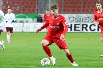 FSV Zwickau verlängert vorzeitig mit Kilian Senkbeil - Kilian Senkbeil in Aktion.