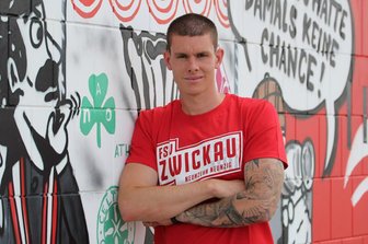 FSV Zwickau verpflichtet Abwehrspieler -