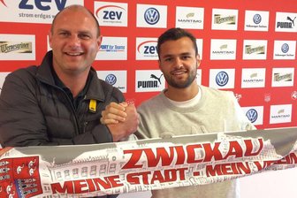 FSV Zwickau verpflichtet Fabian Eisele - Fußball-Drittligist FSV Zwickau hat am Mittwoch den 22-jährigen Angreifer Fabian Eisele (r.) verpflichtet.