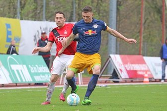 FSV Zwickau verpflichtet Nachwuchsbullen-Kapitän - Mit drei Saisontoren zeigte der 1,92 Meter große gebürtige Leipziger Alexander Sorge auch vor dem Tor seine Qualitäten.