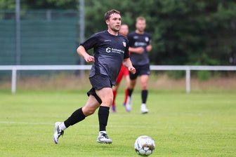 FSV Zwickau: Wer beim 9:0-Sieg beim SV Naunhof viermal traf und wer viermal vorlegte - Der in den ersten drei Testspielen noch krankheitsbedingt fehlende Nick Breitenbücher lief am Freitagabend das erste Mal im Trikot des FSV Zwickau auf.