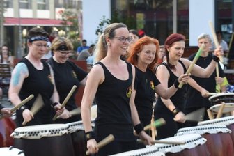 Fête de la Musique endgültig abgesagt - Die Chemnitzer Percussion-Gruppe "Hibiki Daiko" bei dem Musikfestival 2019.