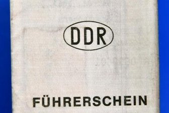 Führerscheintausch: Notwendiges Originaldokument kann zur Hürde werden - Beim Tausch des alten Führerscheins müssen die Daten der Fahrerlaubnis möglichst im Original vorliegen. Was zum Problem werden kann.